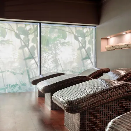 兹德罗约瓦海洋酒店