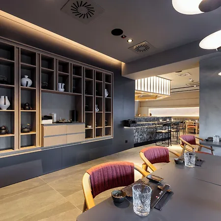 兹德罗约瓦海洋酒店