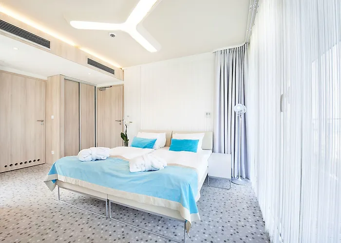 Hotel Marine By Zdrojowa 5*